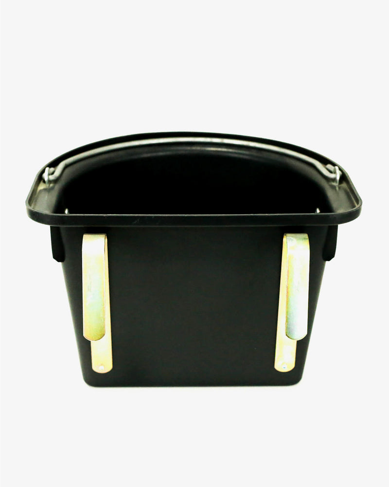 Portable Manger With Carrying Hanger